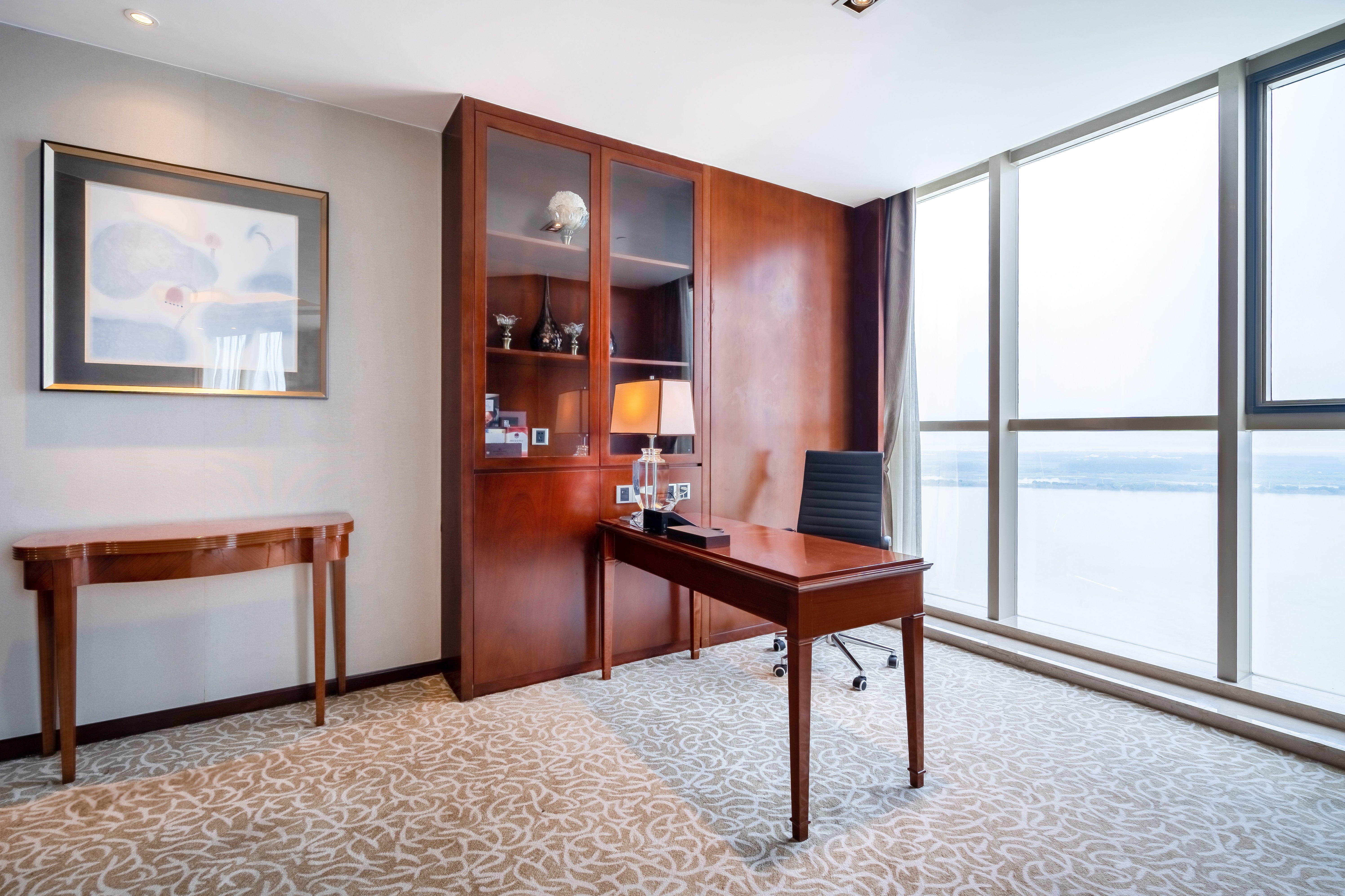 Crowne Plaza Zhenjiang By Ihg Hotel Bagian luar foto