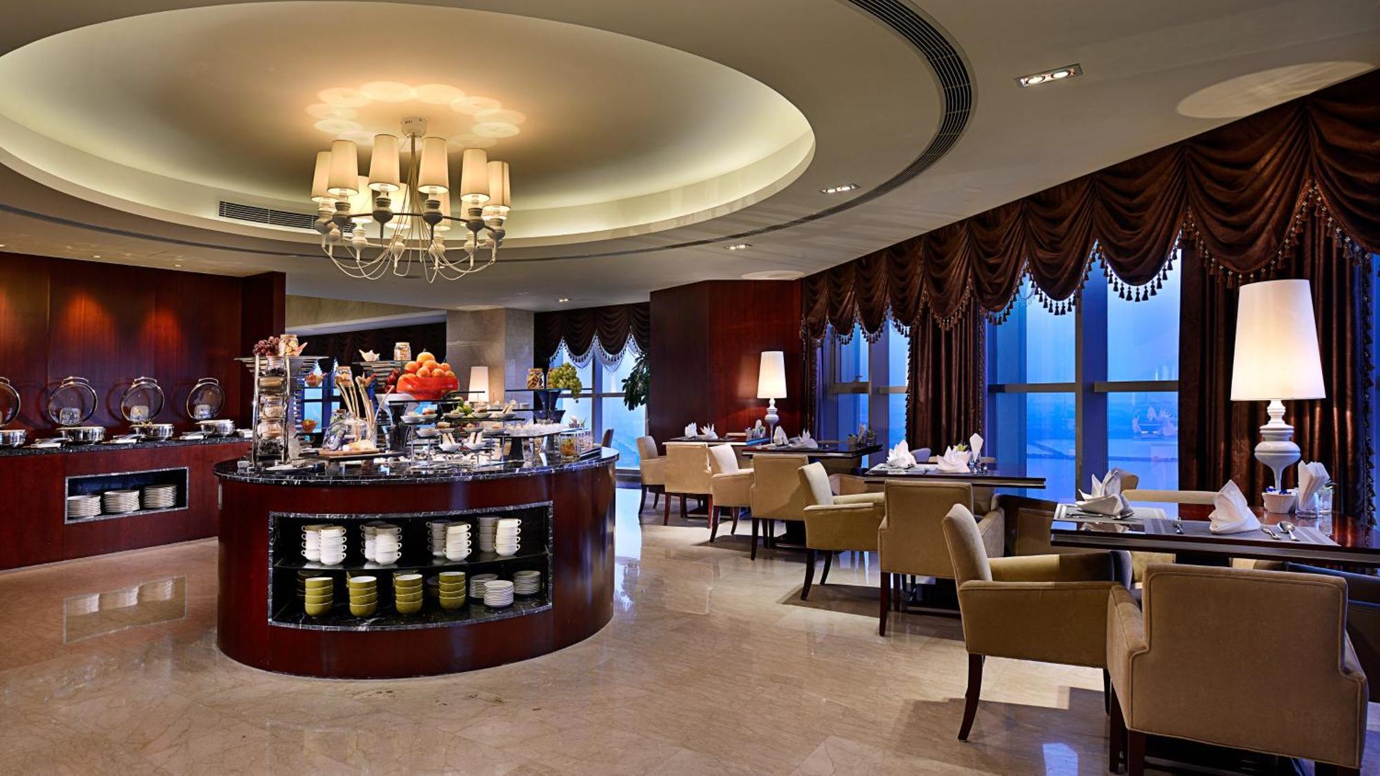 Crowne Plaza Zhenjiang By Ihg Hotel Bagian luar foto