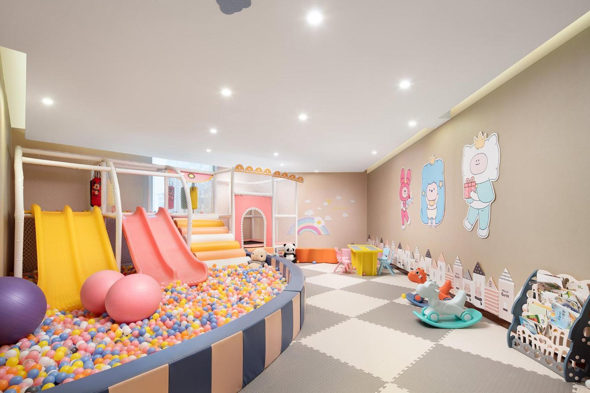 Crowne Plaza Zhenjiang By Ihg Hotel Bagian luar foto